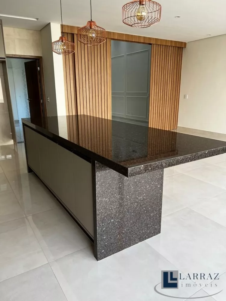 Casa, 3 quartos, 216 m² - Foto 12
