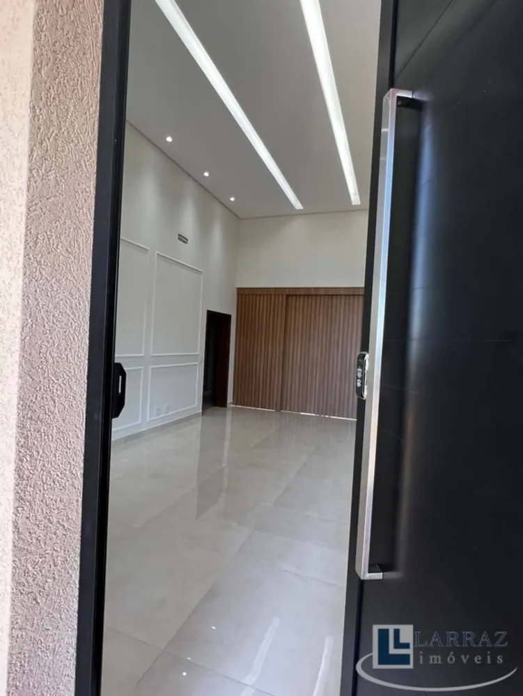 Casa, 3 quartos, 216 m² - Foto 1