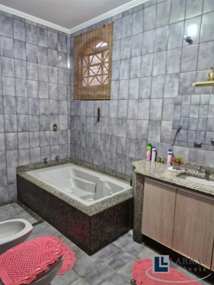 Casa, 3 quartos, 265 m² - Foto 8