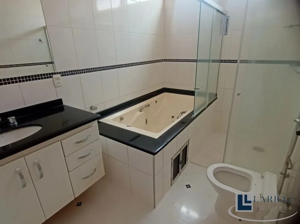 Casa, 4 quartos, 208 m² - Foto 3