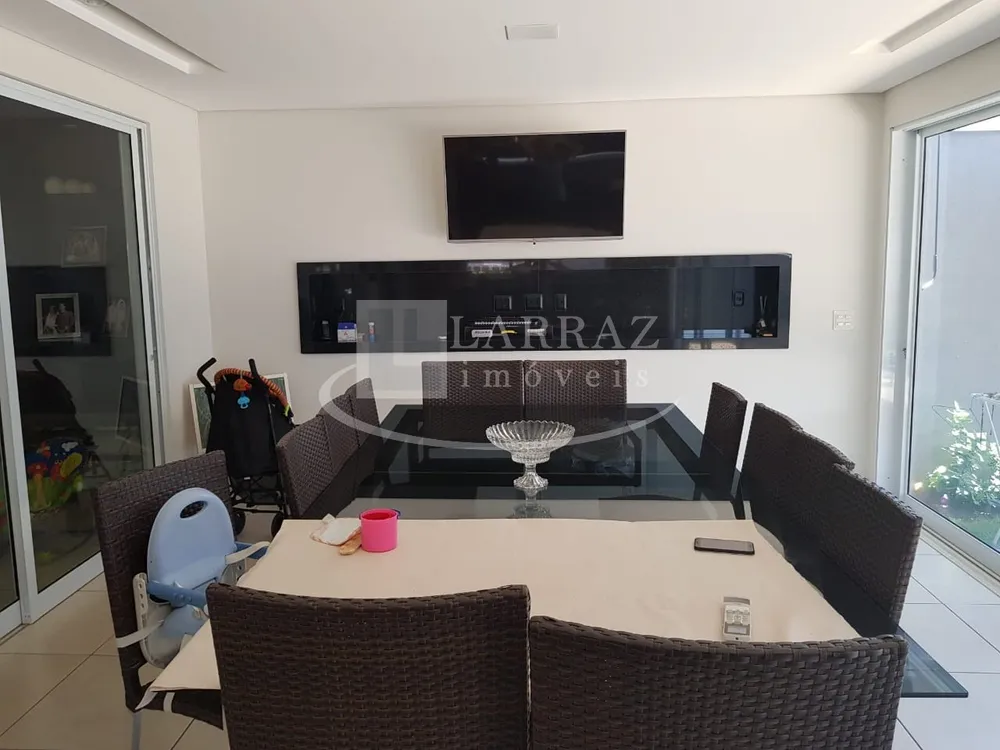 Casa, 4 quartos, 285 m² - Foto 1