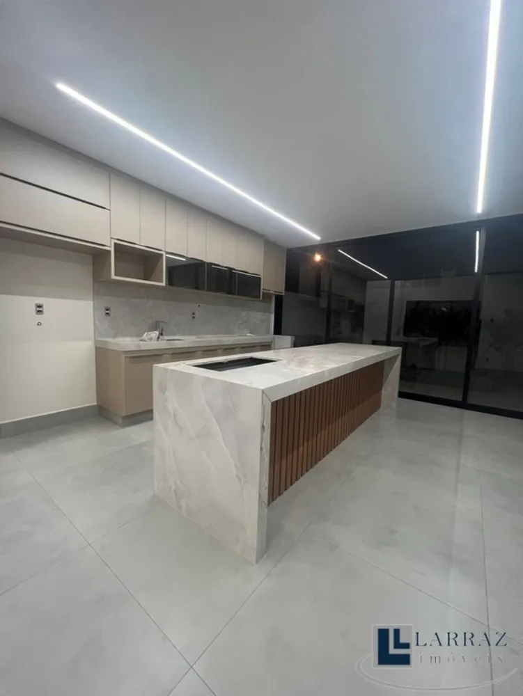 Casa, 3 quartos, 172 m² - Foto 2