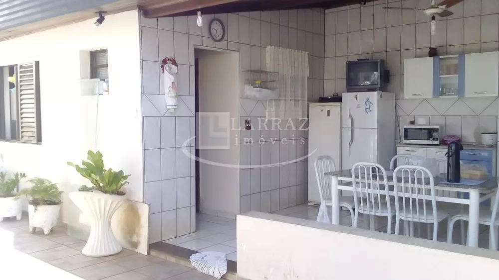 Casa, 4 quartos, 255 m² - Foto 3