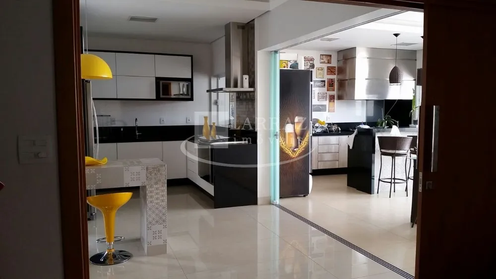 Casa, 3 quartos, 330 m² - Foto 6