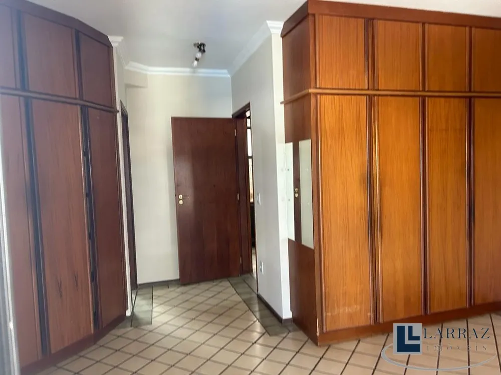 Apartamento, 3 quartos, 159 m² - Foto 2