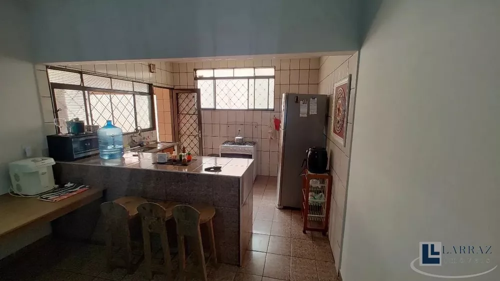Casa, 6 quartos, 310 m² - Foto 5