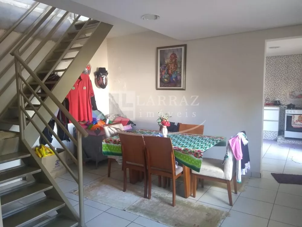 Casa, 2 quartos, 250 m² - Foto 1