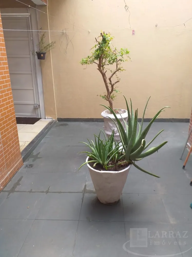 Casa, 3 quartos, 240 m² - Foto 14