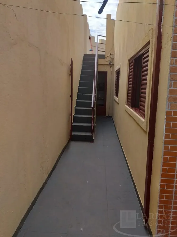 Casa, 3 quartos, 240 m² - Foto 13