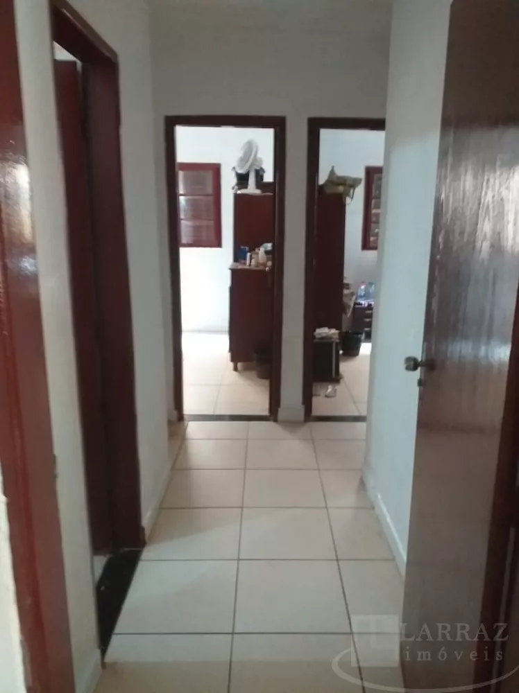 Casa, 3 quartos, 240 m² - Foto 3