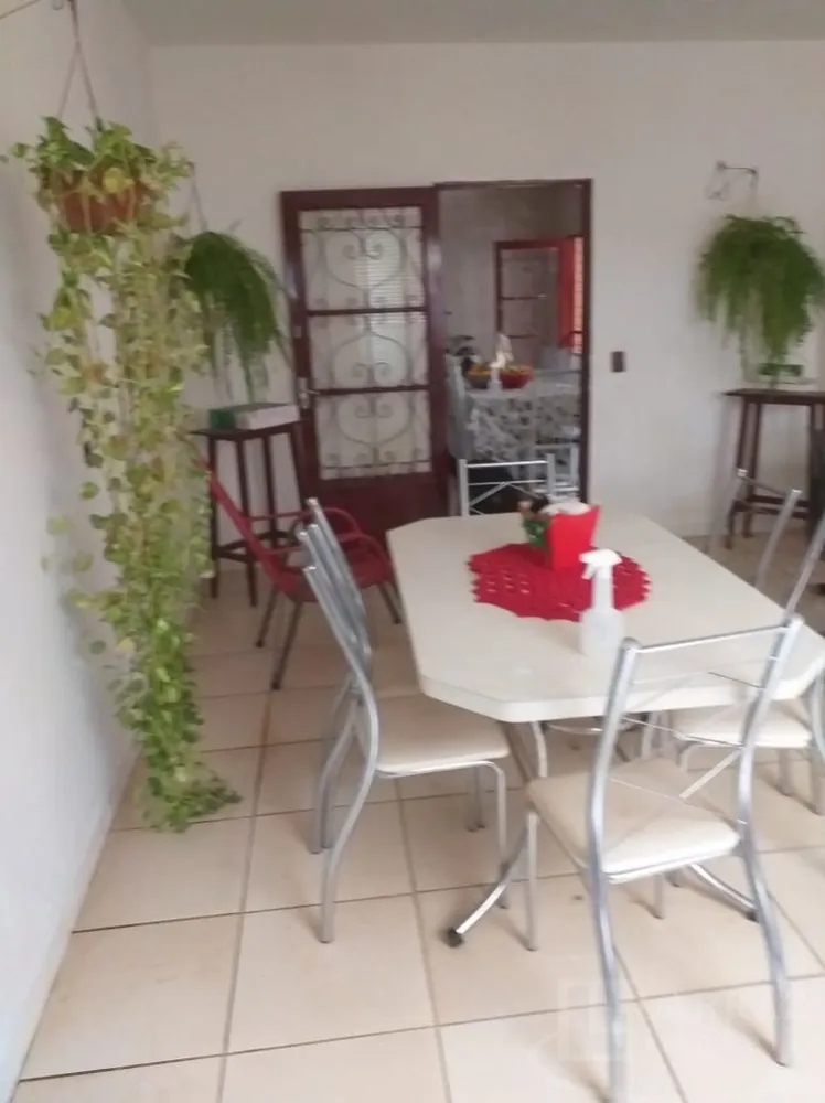 Casa, 3 quartos, 240 m² - Foto 4