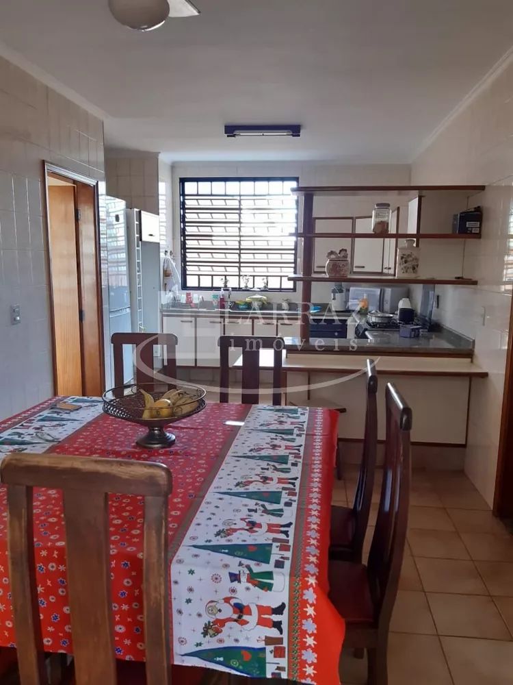 Casa, 3 quartos, 220 m² - Foto 7