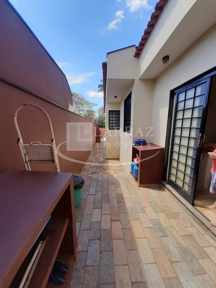 Casa, 3 quartos, 220 m² - Foto 1