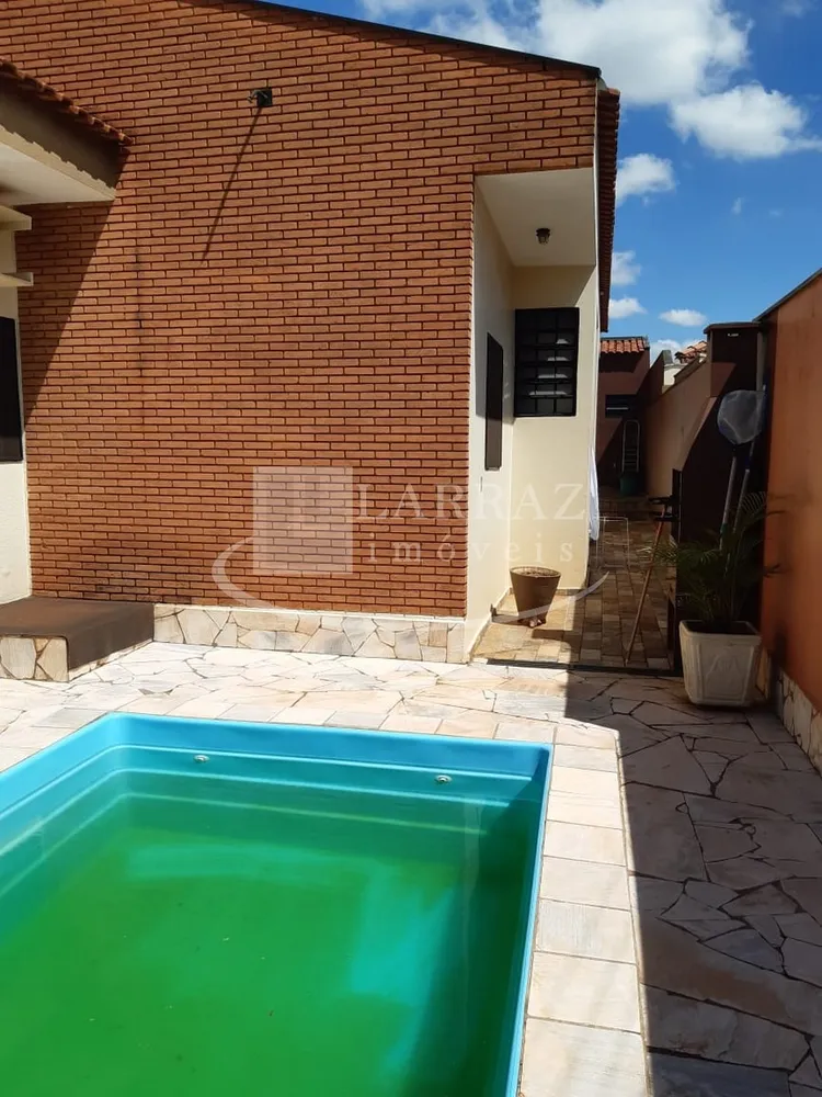 Casa, 3 quartos, 220 m² - Foto 3