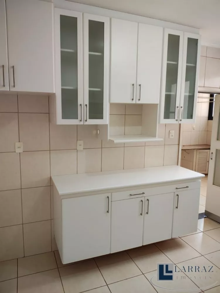 Apartamento, 3 quartos, 204 m² - Foto 9