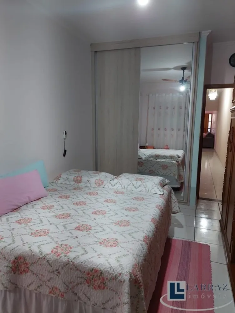 Casa, 2 quartos, 181 m² - Foto 2