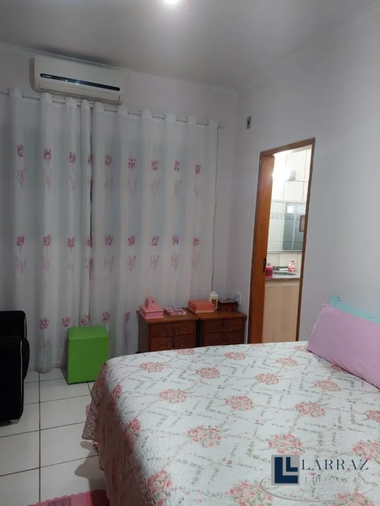 Casa, 2 quartos, 181 m² - Foto 1