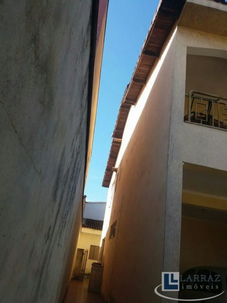 Casa, 3 quartos, 251 m² - Foto 8