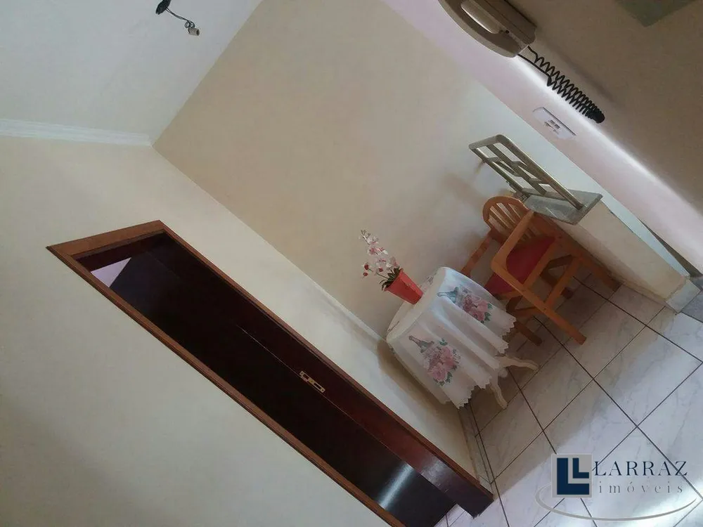 Casa, 3 quartos, 251 m² - Foto 2