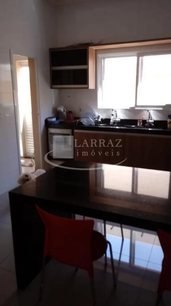 Casa, 3 quartos, 220 m² - Foto 8