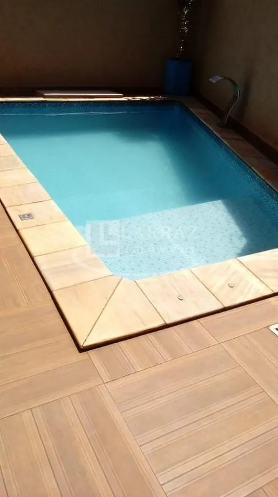 Casa, 3 quartos, 220 m² - Foto 3