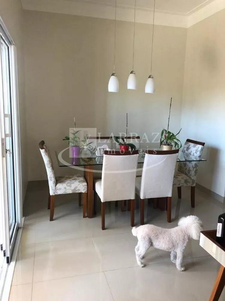 Casa, 3 quartos, 220 m² - Foto 1