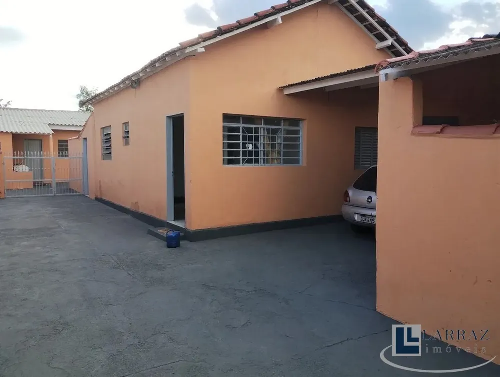 Casa, 6 quartos, 254 m² - Foto 1