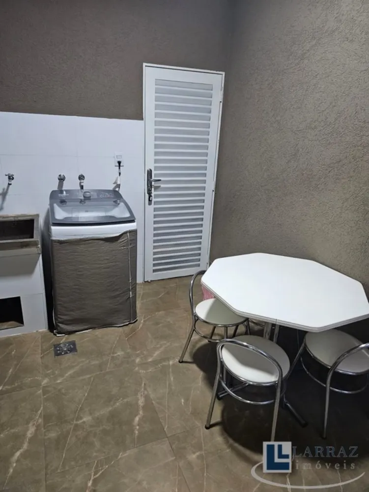 Casa, 3 quartos, 280 m² - Foto 4