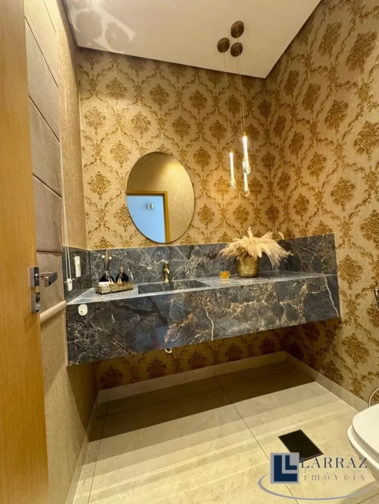 Casa, 3 quartos, 285 m² - Foto 1