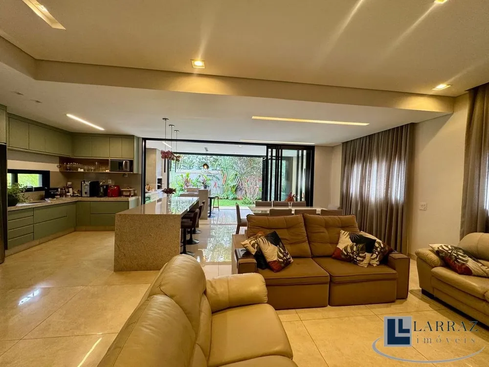 Casa, 3 quartos, 285 m² - Foto 4