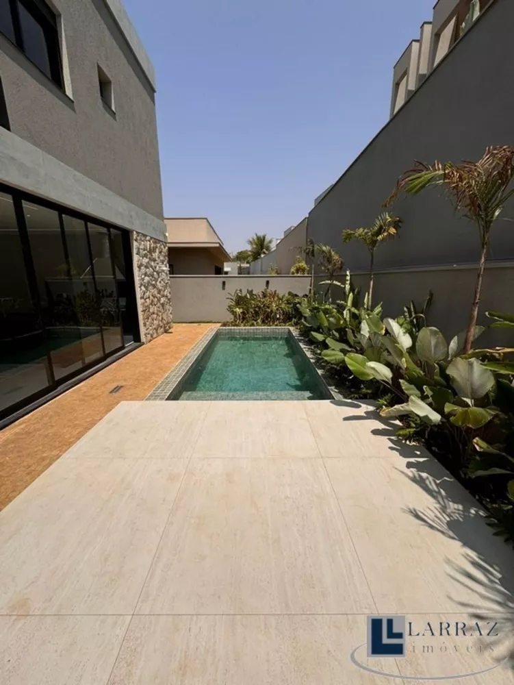 Casa, 4 quartos, 288 m² - Foto 2