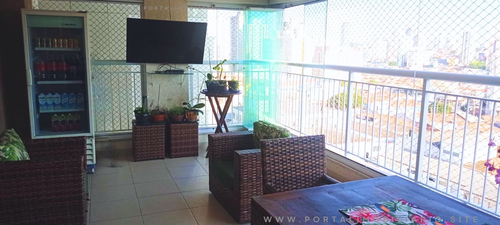 Apartamento à venda com 4 quartos, 180m² - Foto 3