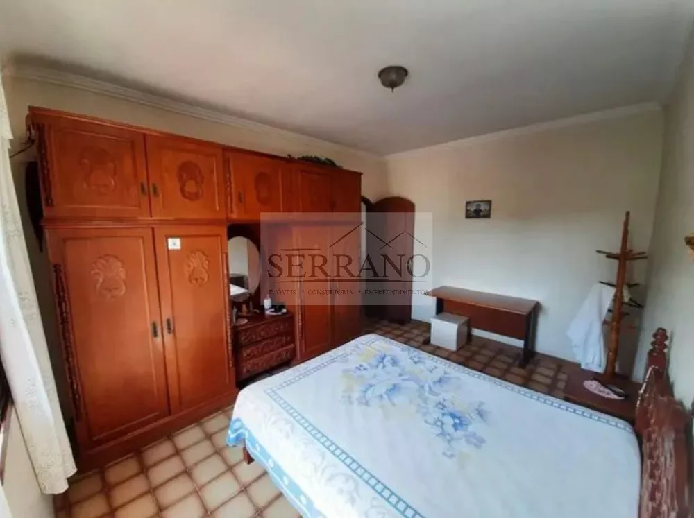 Casa à venda com 3 quartos, 250m² - Foto 2