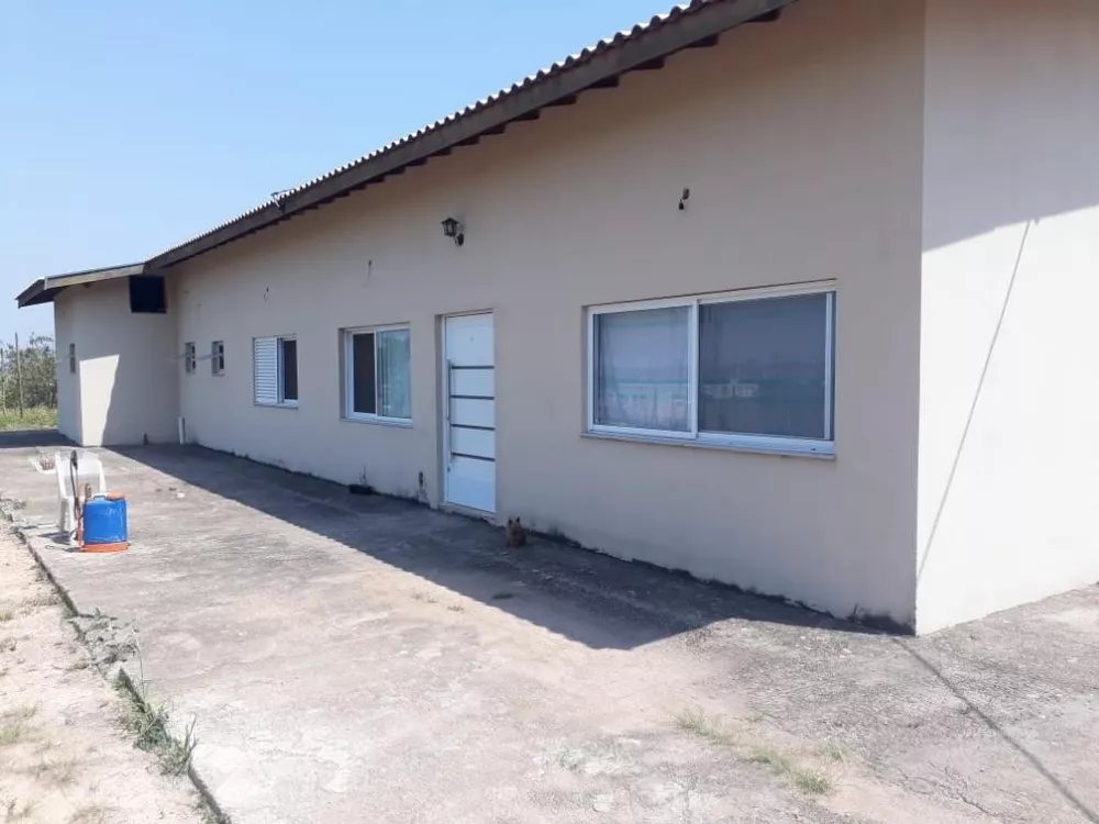 Terreno à venda com 4 quartos, 7070m² - Foto 1