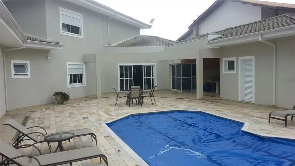 Casa de Condomínio à venda com 4 quartos, 480m² - Foto 2