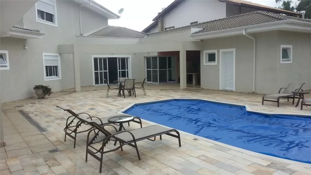 Casa de Condomínio à venda com 4 quartos, 480m² - Foto 1