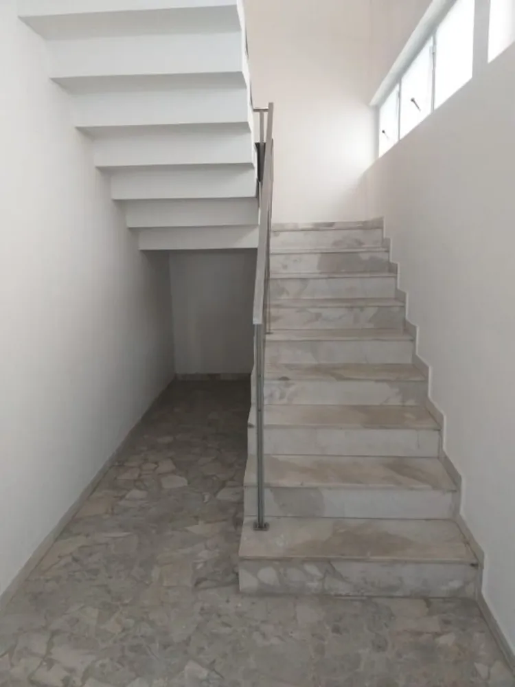 Prédio Inteiro - Foto 1