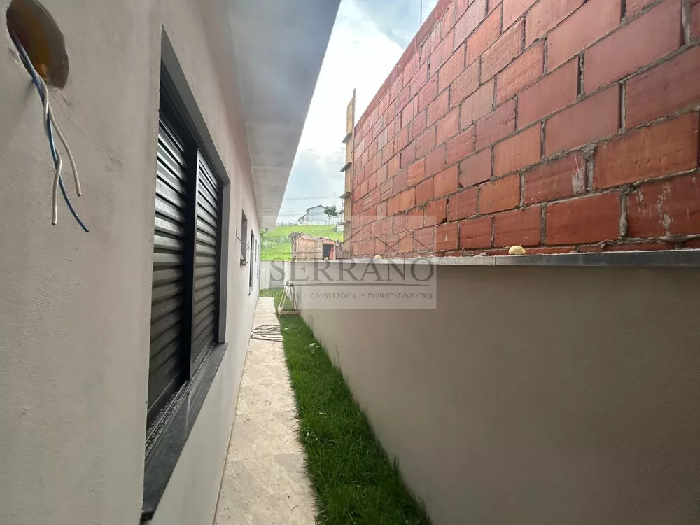 Casa à venda com 3 quartos, 130m² - Foto 2