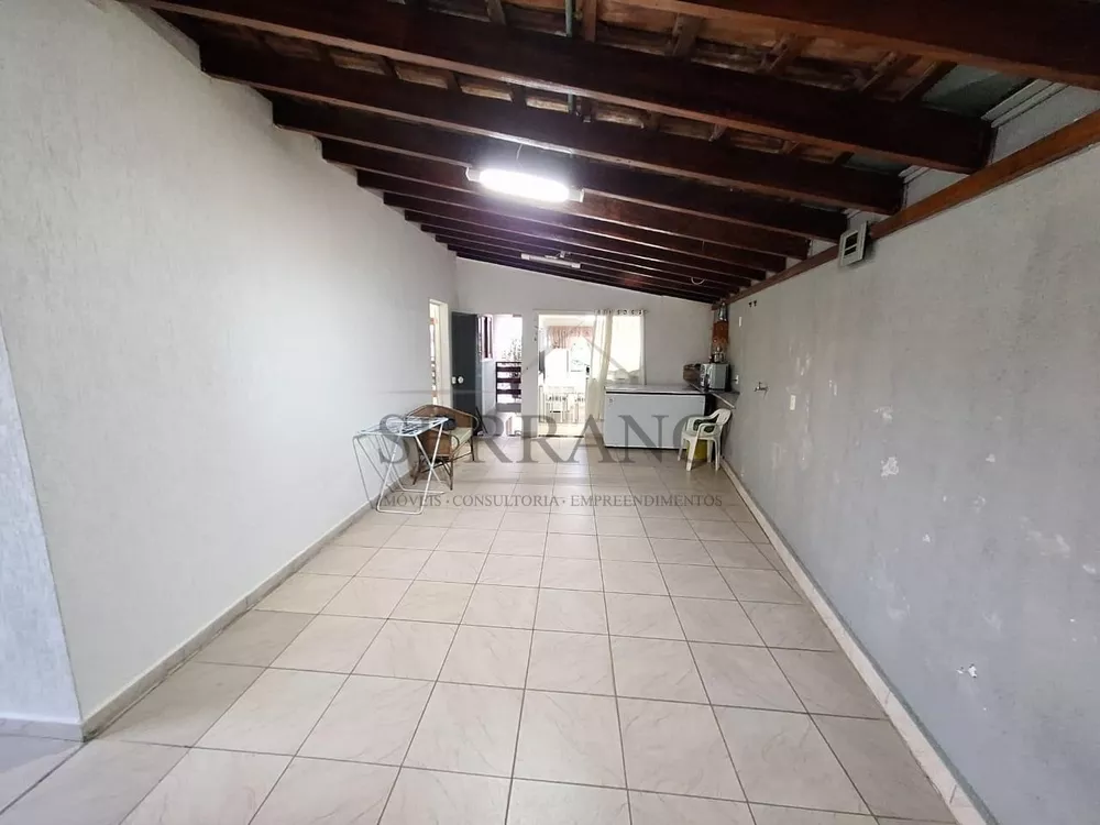 Casa à venda com 3 quartos, 220m² - Foto 5