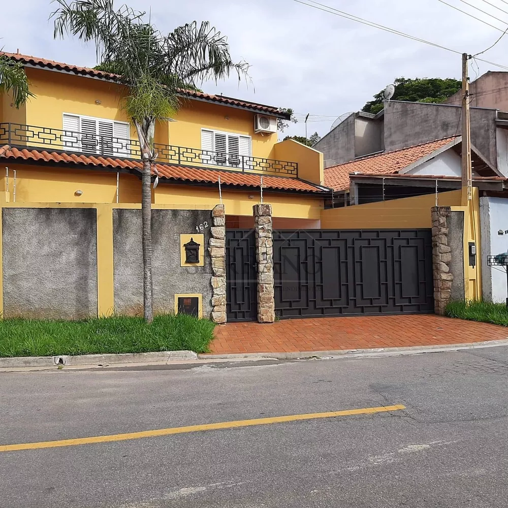 Casa à venda com 2 quartos, 168m² - Foto 2