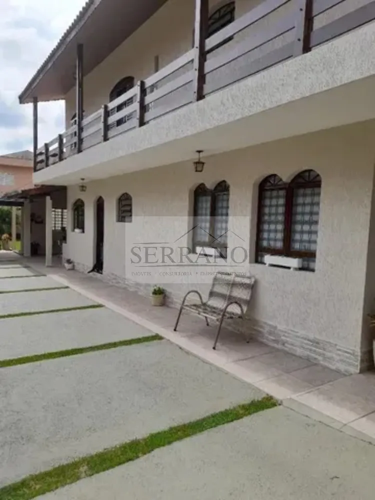 Casa, 4 quartos, 230 m² - Foto 1