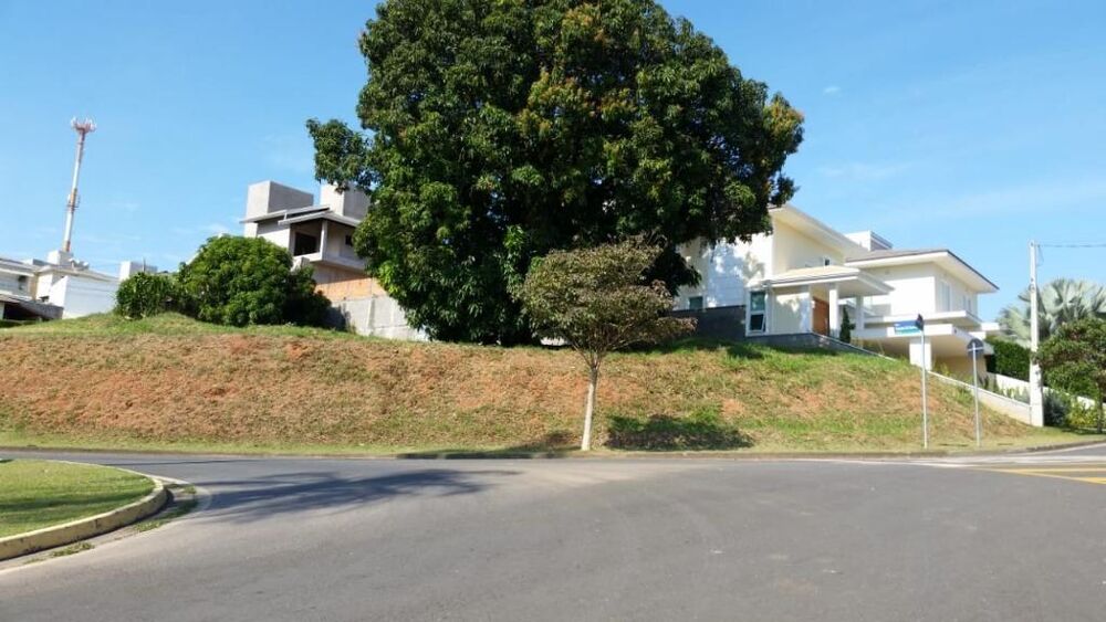 Loteamento e Condomínio, 631 m² - Foto 1