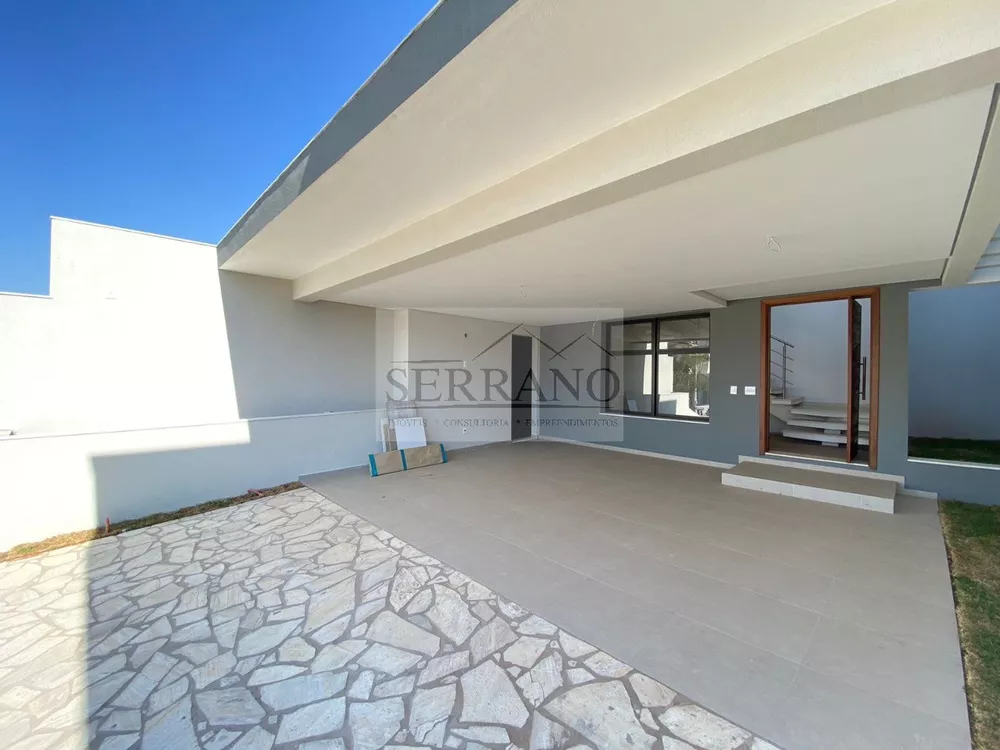 Casa de Condomínio à venda com 3 quartos, 261m² - Foto 2