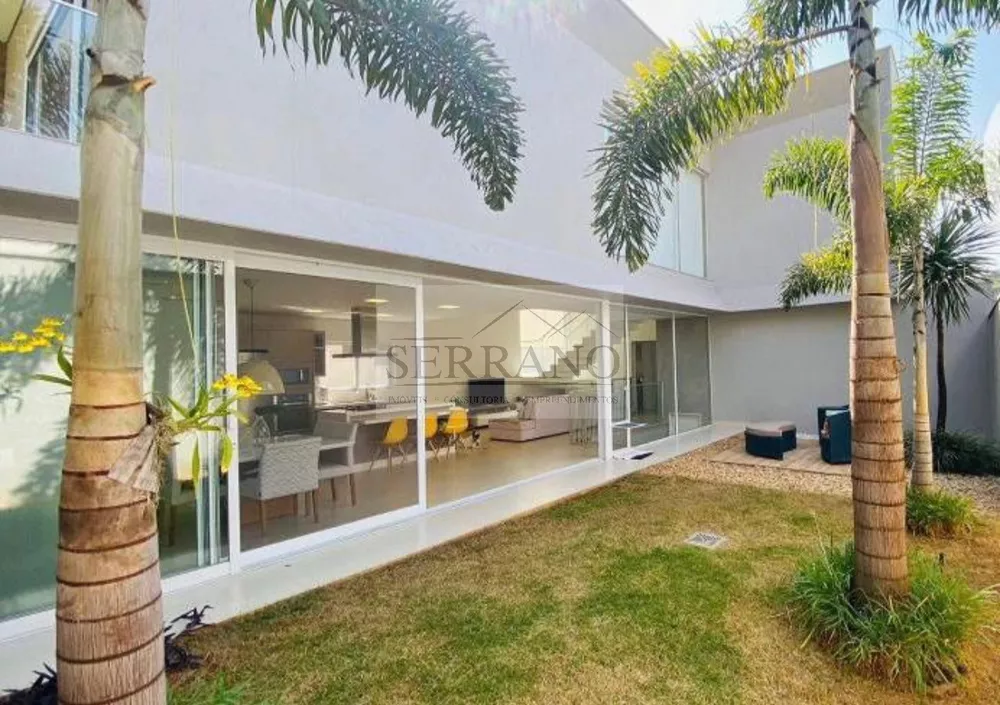 Casa de Condomínio à venda com 3 quartos, 250m² - Foto 2