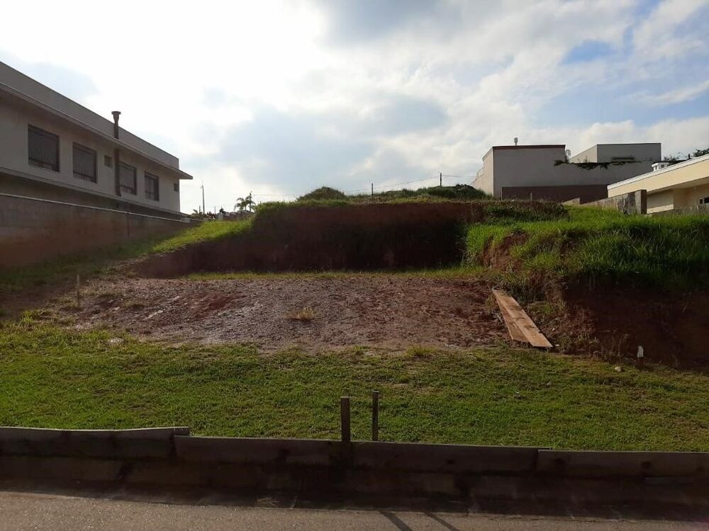 Loteamento e Condomínio, 800 m² - Foto 1