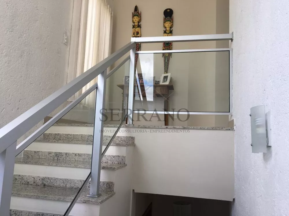 Casa de Condomínio à venda com 3 quartos, 222m² - Foto 2