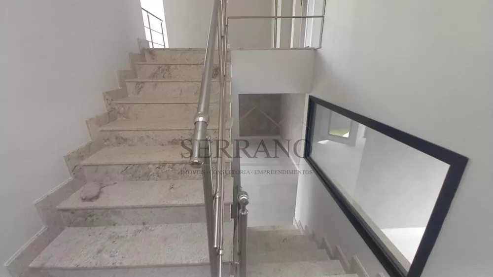 Casa de Condomínio à venda com 3 quartos, 250m² - Foto 2