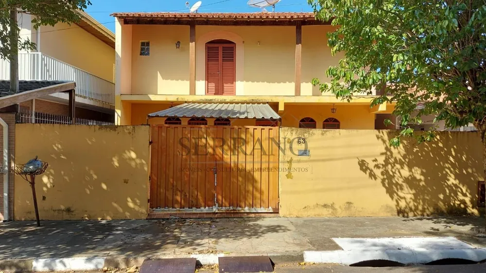 Casa, 4 quartos, 236 m² - Foto 1