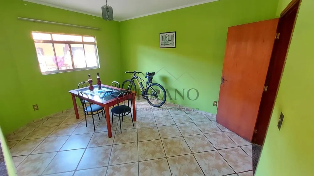 Casa, 4 quartos, 236 m² - Foto 2