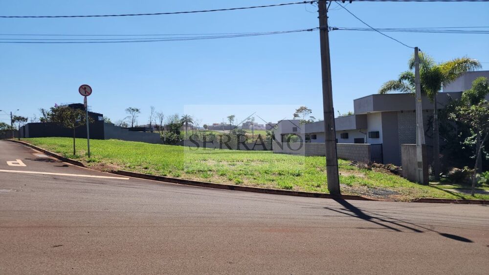 Loteamento e Condomínio, 837 m² - Foto 1